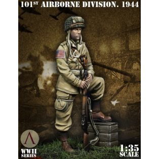 Figures 101 Airborne 1944